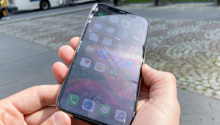 inlocuire sticla iphone 11 pro max