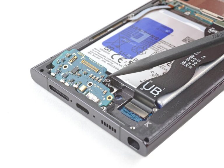port incarcare s23 ultra