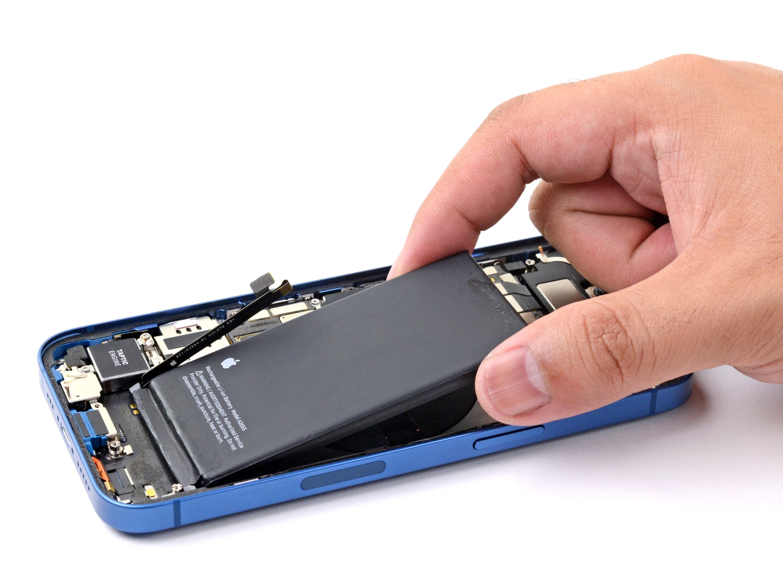 acumulator-bateria-iphone-13-scaled Schimbare baterie iPhone 13, 13 Pro, 13 Pro Max