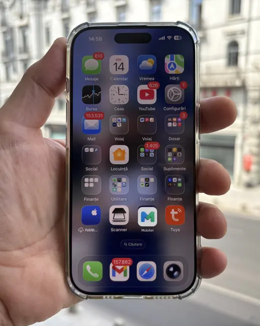 Telefon cu ecran reparat la Mobitel București